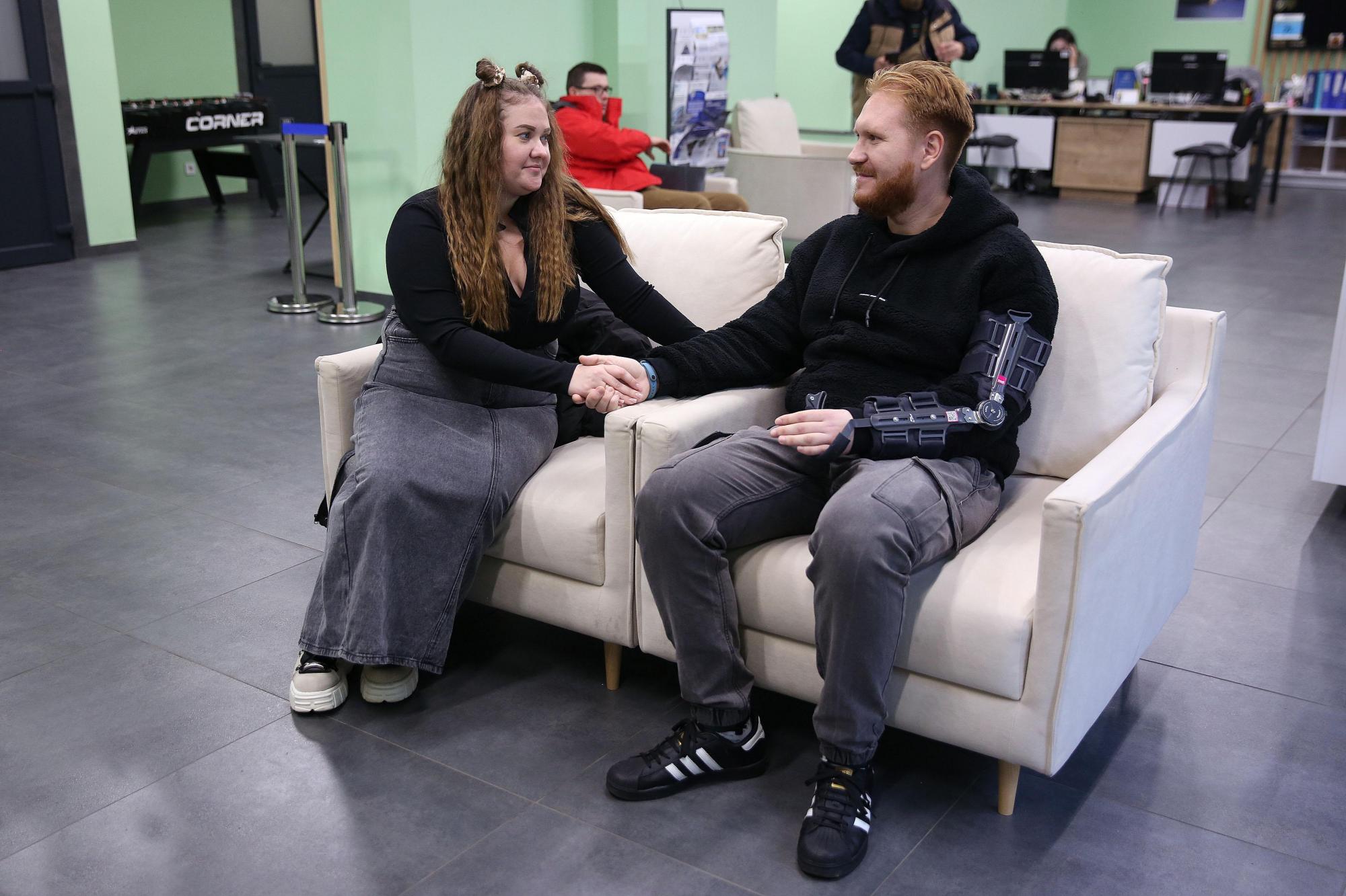 &quot;Лікарі не давали гарантій&quot;. Історія нацгвардійця, який врятував себе сам при обстрілі